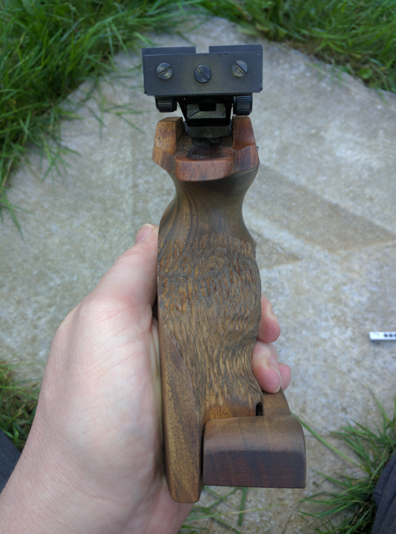 Aeron B96 rear pic